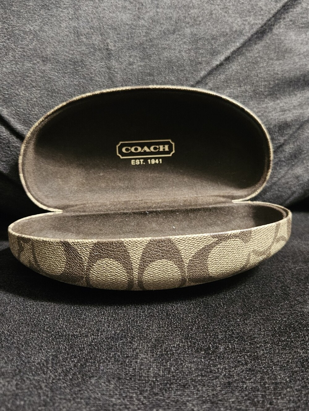 COACH Signature Clamshell Eyeglasses/Sunglasses Case - Beige/Brown